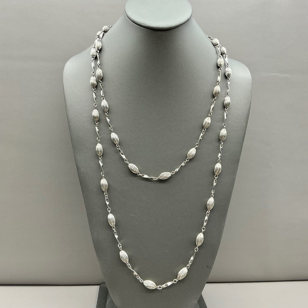 Necklace Women Silver Tone Ribbed Oval Bead Twisted Link Long Layering Chain